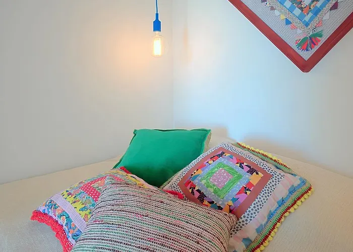 Local In Alfama! Deolinda Home, Amazing View * 리스본