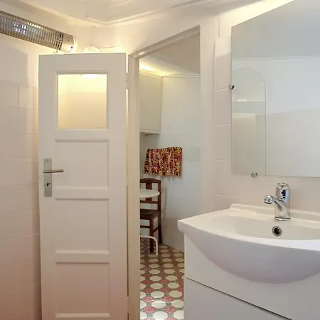 Local In Alfama! Deolinda Home, Amazing View Semesterbostad *